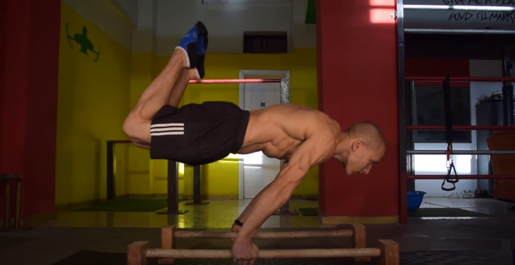 Half Straddle - Bodysthenics Youtube | WO-Calisthenics