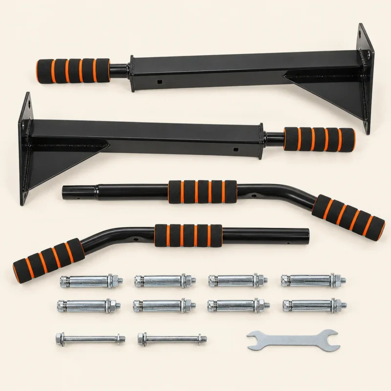 barre de traction murale multigrip 7 | WO-Calisthenics Contenu du colis de la barre Multigrip posé à plat : deux bras à platine et poignée neutre, deux demi-barres coudées, huit chevilles, deux boulons et une clé plate